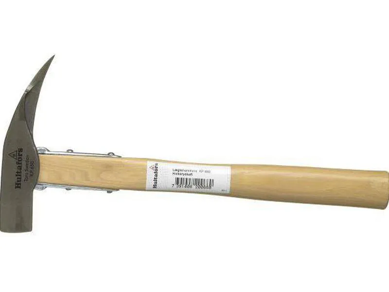Hultafors kp 650 snekkerhammer en kraftig snekkerhammer med pigg og firkantet slagflate skaftet er montert på hodet med